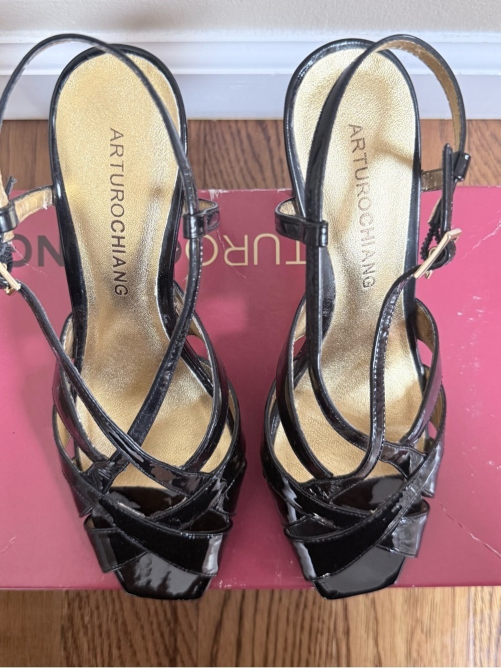 Arturo Chiang Black Soft Patent Leather Slingback Heels size 6.5 - Picture 4 of 9